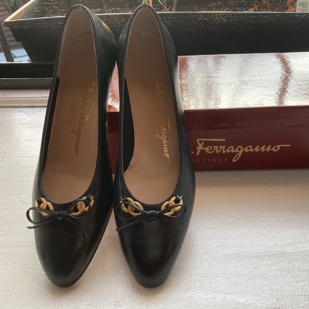 Salvatore Ferragamo Vintage  Black Calf Shoes